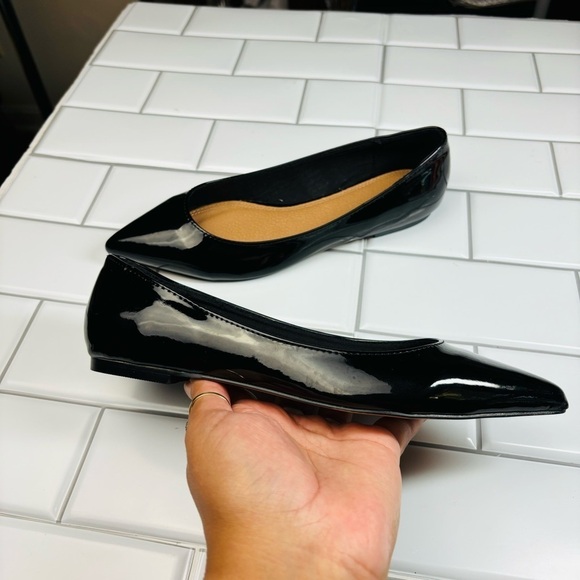 ASOS Design Latch Patent Pointer Toe flat US 6 - Picture 6 of 11